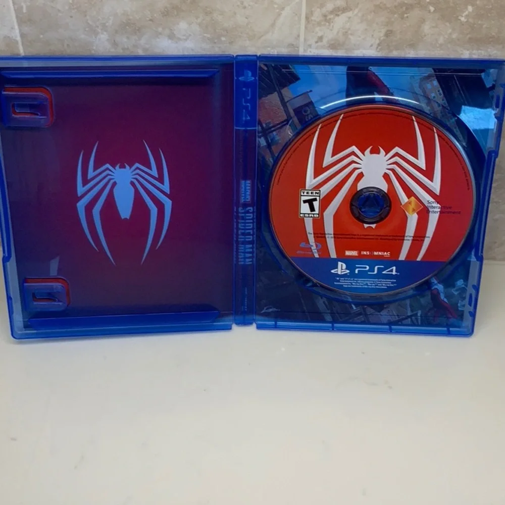 Marvel Spider-Man PS4 Game Sony PlayStation Like New